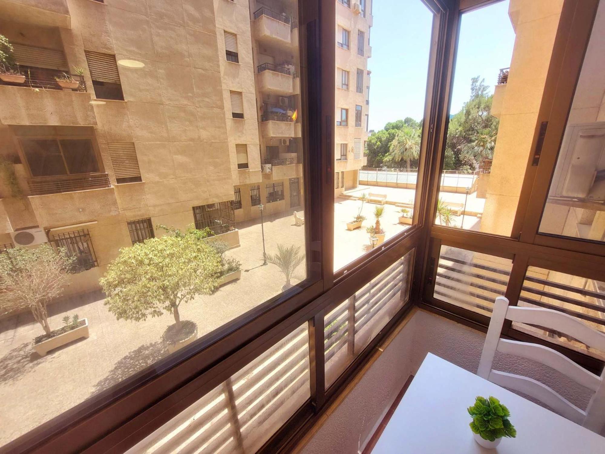 Appartement Piso Museo Del Realismo - Catedral - Alcazaba Con Parking Gratis - Super Wifi *